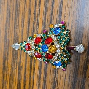 Vintage Warner Christmas Tree Brooch
